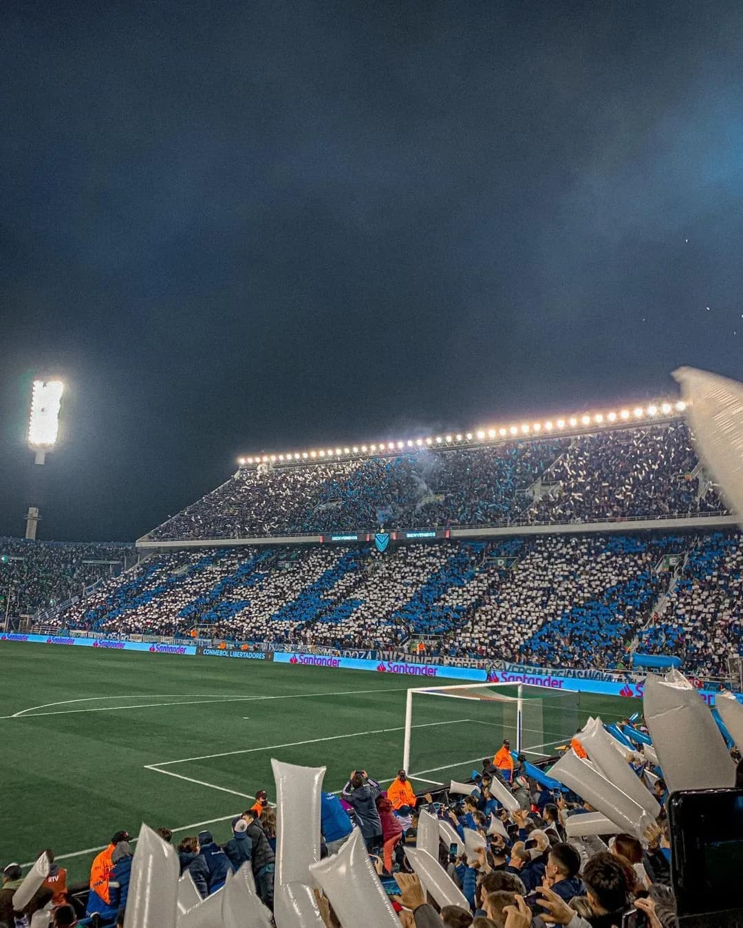 Velez Sarsfield like a local: Matchday!