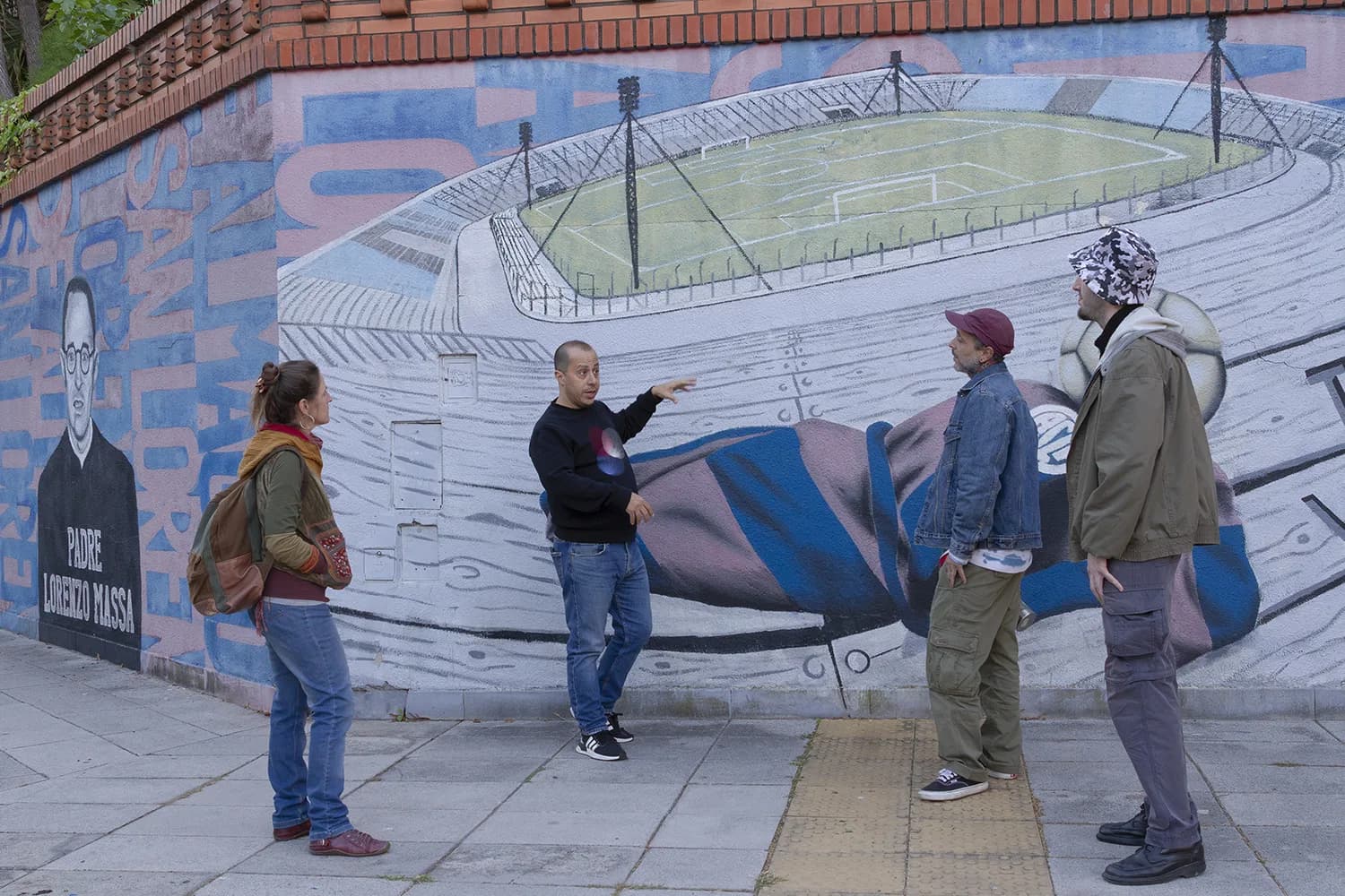 San Lorenzo’s Neighborhood Street Art Tour