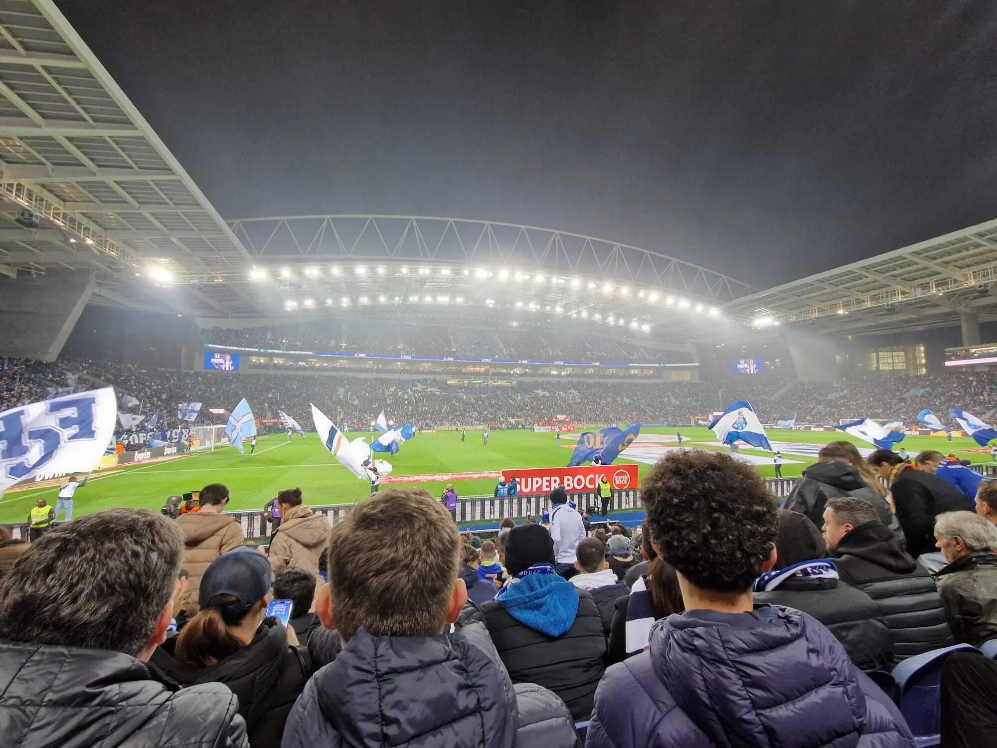 FC Porto Matchday Experience with Local Fans