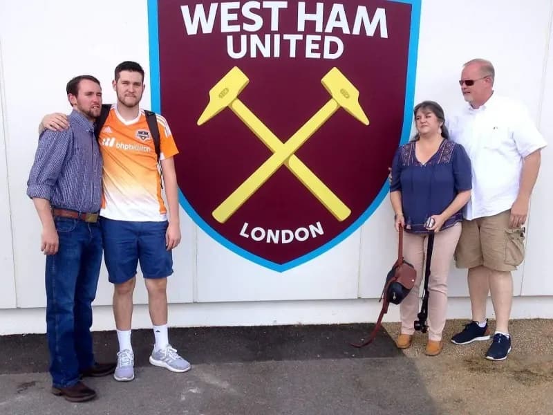 London Football Taxi Tour – Private Taxi for up to 6 Guests