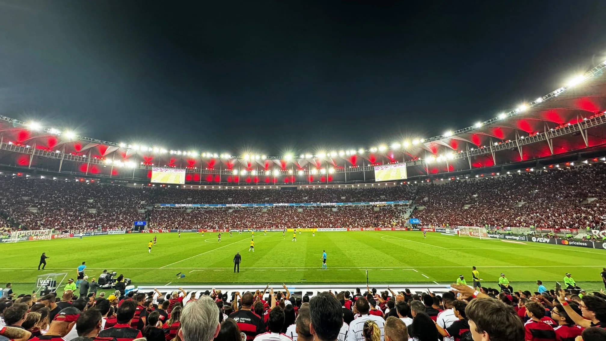 Flamengo Matchday: Premium Seats by the Pitch with Food & Drinks Included