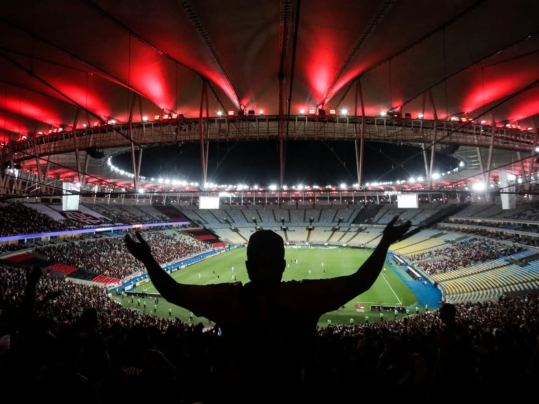 Flamengo Matchday Experience – Live the Maracanã Like a Local