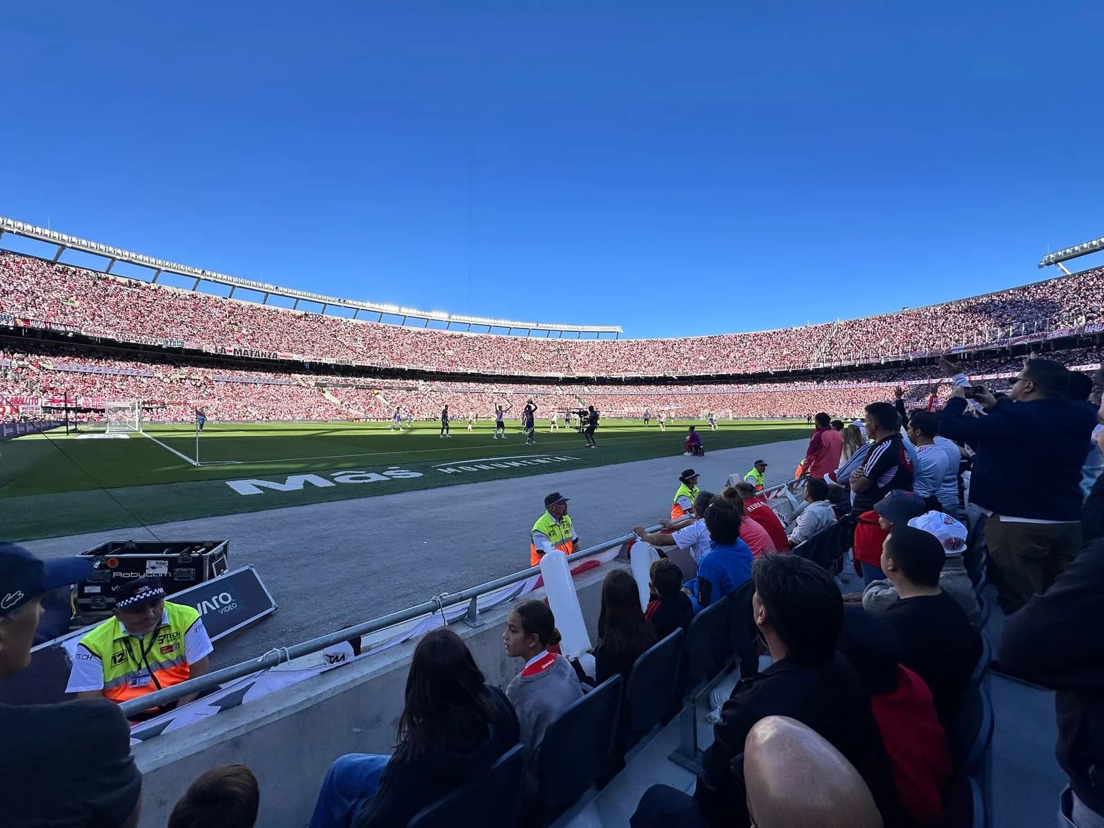 ⚪🔴 River Plate at El Monumental – Matchday Experience with Transport