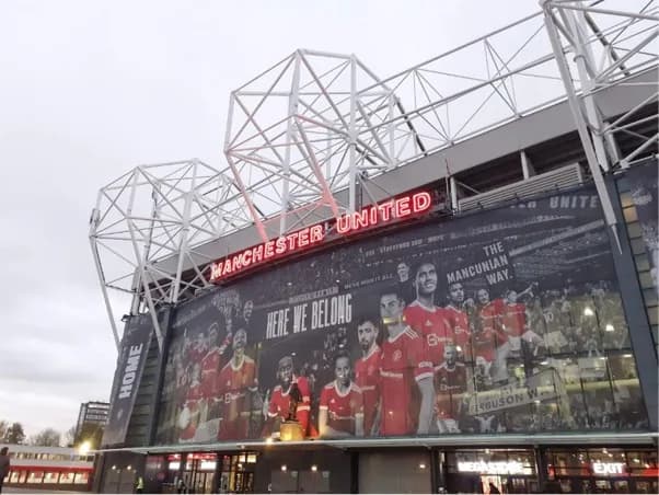 Manchester United Pre-Match Experience – Old Trafford Build-Up with a Local Fan (No Match Ticket Included)